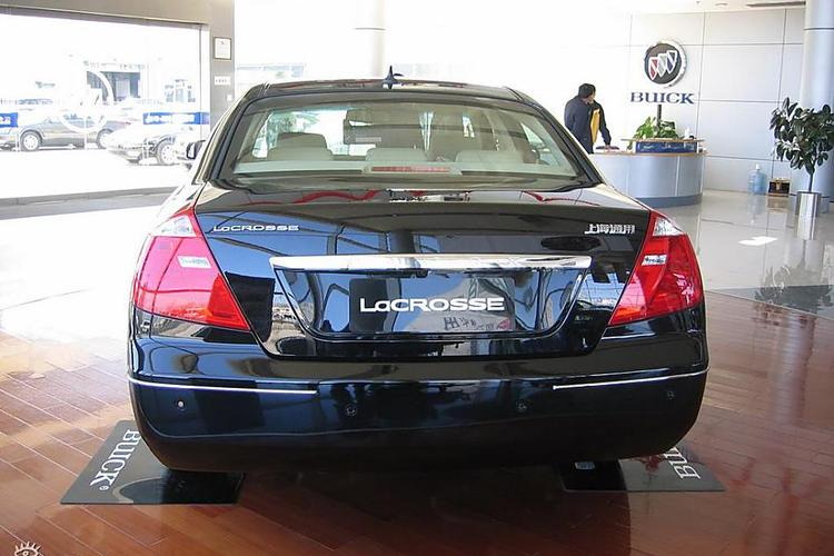 08款别克君越到店实拍