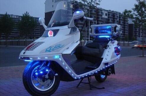 春风大绵羊150大船摩托车