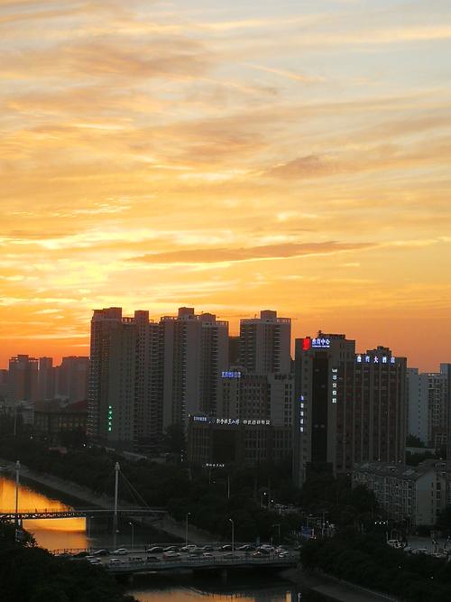 《即时拍》今晚郑州的晚霞2019.05.28.