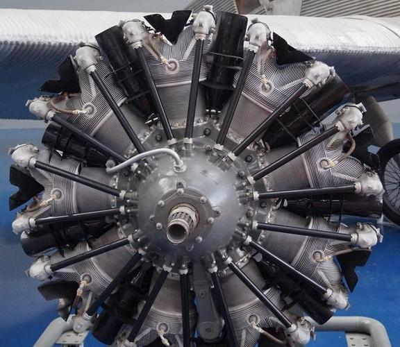 9缸的宝马bmw132星型活塞发动机