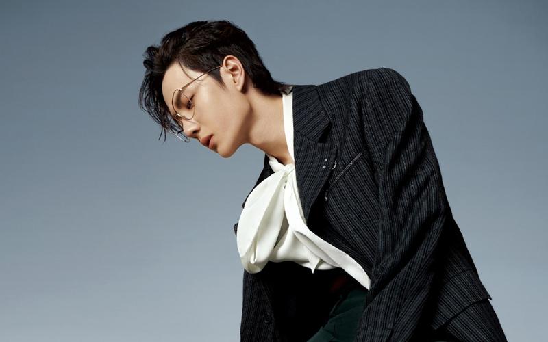 小鲜肉王一博时尚帅气魅力写真,大陆明星-回车桌面