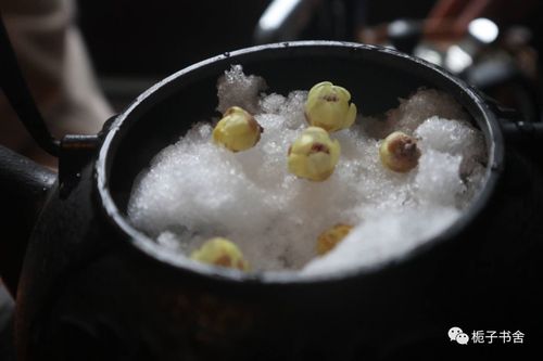遇到一场大雪,除了堆雪人我们也可感受妙玉"煮雪烹茶"!