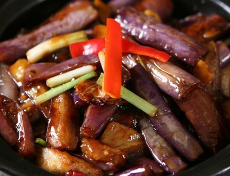 咸鱼茄子煲