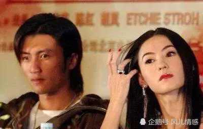 看了谢霆锋与王菲的合照再看与张柏芝的合照他更爱谁一目了然