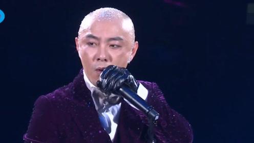 张卫健唱歌才最好听,一曲《真英雄》令人热血沸腾,真英雄!