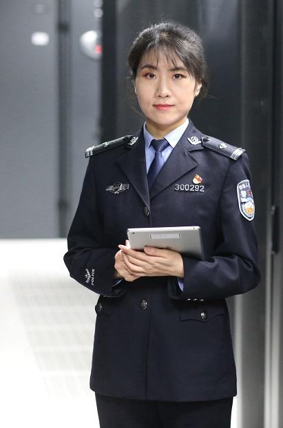 我为群众办实事丨科信女警余行江:走到群众身边,才能用科技创新办实事