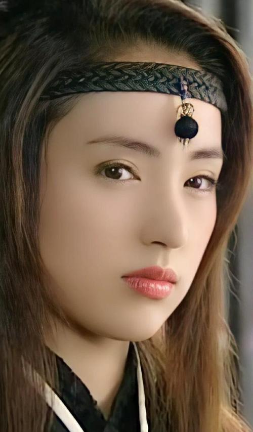 雪花女神龙演员董璇高清图片