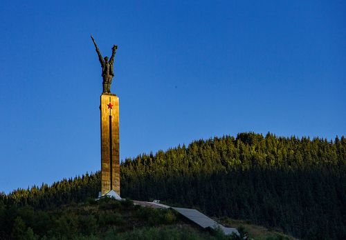 红军长征纪念馆,红原月亮湾,红原日干乔国家湿地公园及松潘县川主寺红