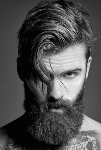 为什么女人都不喜欢男人留胡须,其实挺帅的啊!