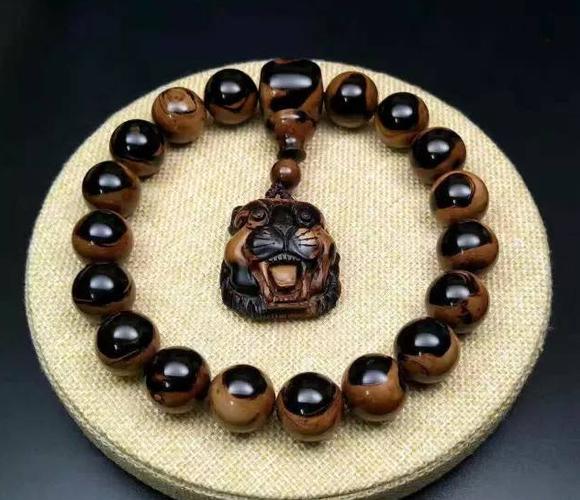 海柳品种多样,大体分为赤柳,乌柳,石柳,藤柳等品种.