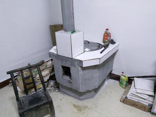 为与城市接轨,减少污染,专家建议:拆除农村柴火灶,老农有话说