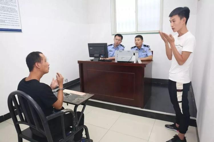 06"聋哑人流窜盗窃案,抓获犯罪嫌疑人张某等三人.