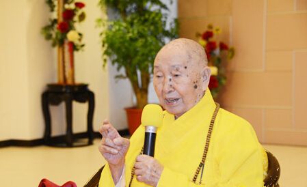惟觉老和尚:吃素对学佛人的重要性