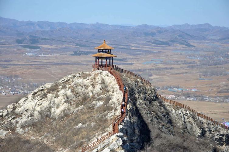 春游喀左浴龙谷二龙山