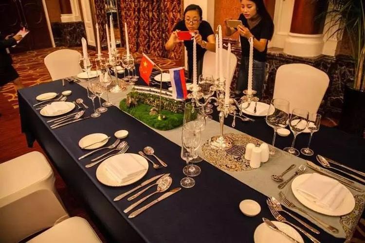 西餐主题摆台图片 (第1页)