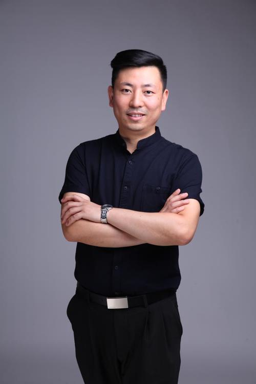张峰 声乐专业老师