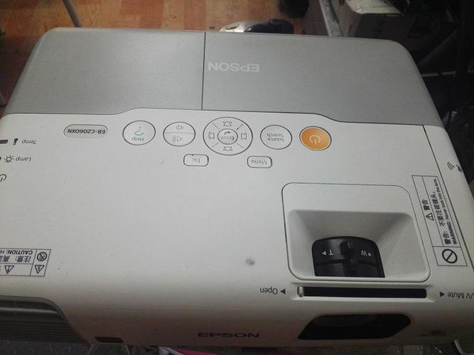 二手投影机爱普生2040xn高清wifi1080p3d家用办公短焦投影仪