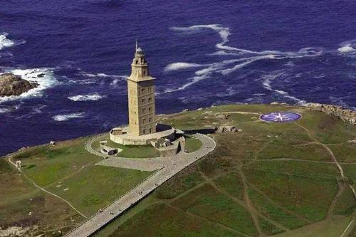 这10座灯塔很有名气最古老的有1900多年的历史