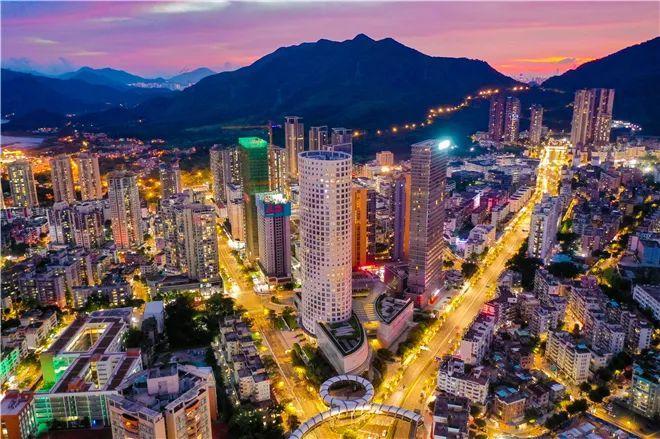 解锁"山海连城"新玩法 2021盐田区购物节欢乐来袭