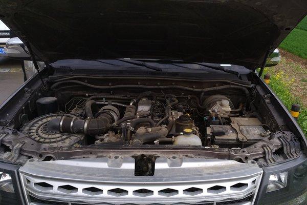 8t四驱柴油 至尊版  发布时间:2018-03-24 11:23:21发动机舱 :   油