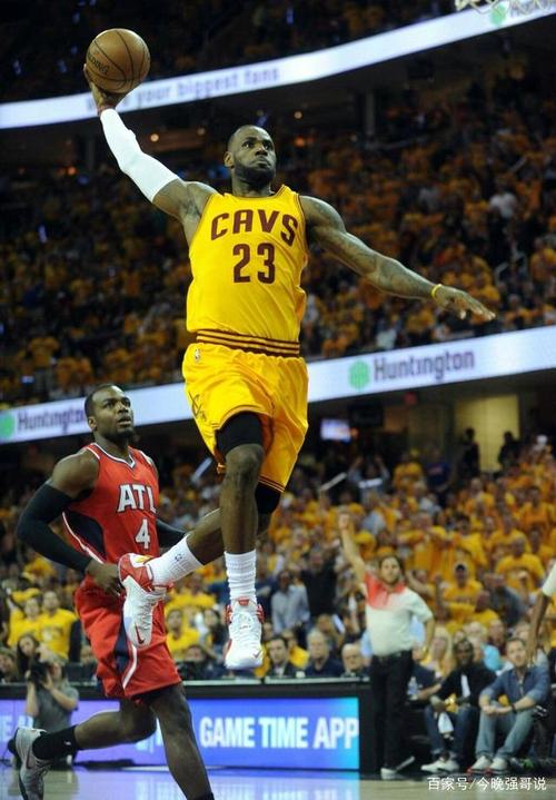 篮球明星勒布朗·詹姆斯照片合集