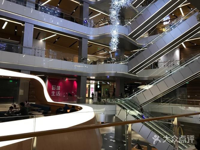 环宇荟购物中心店内环境图片 - 第39张