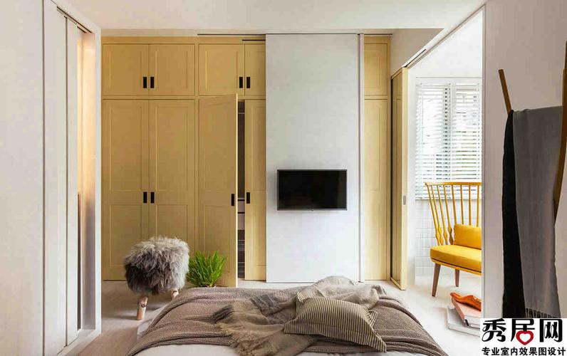 带卫生间隐形门的衣柜装修效果图