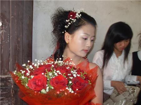 为什么农村新娘结婚当天,要憋着尿入洞房?别再傻傻不知道了(5)