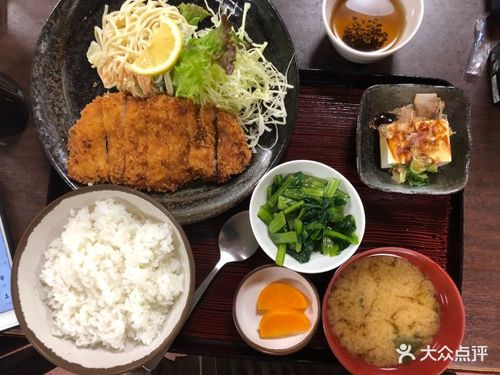 大银食堂とんかつ定食图片