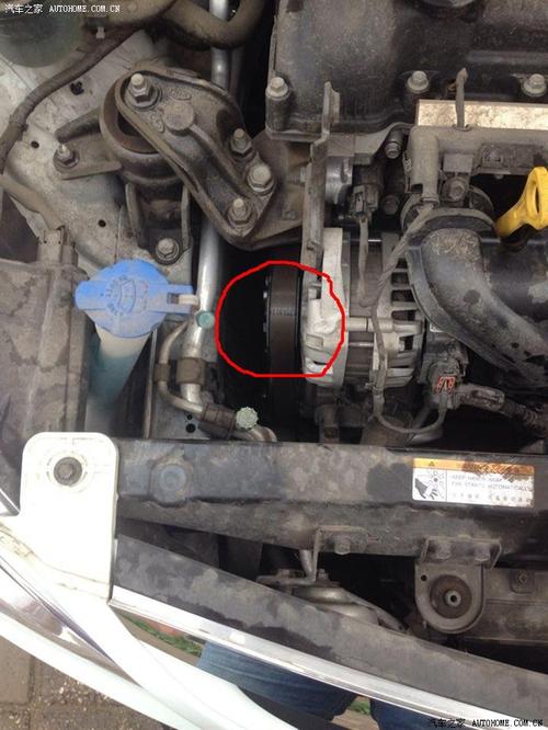 瑞纳发电机皮带这样正常吗