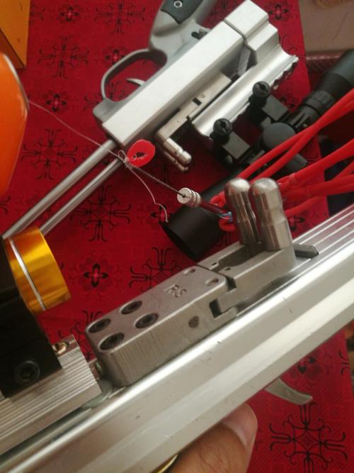 谁有弹弓撒放器