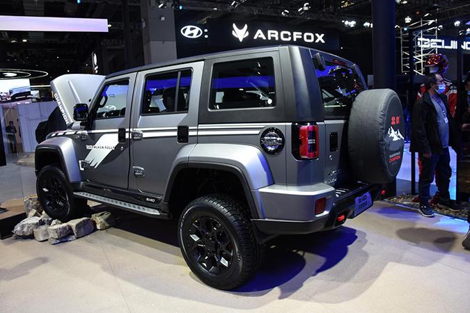 北京吉普bj40多少钱,bj40最新款价格