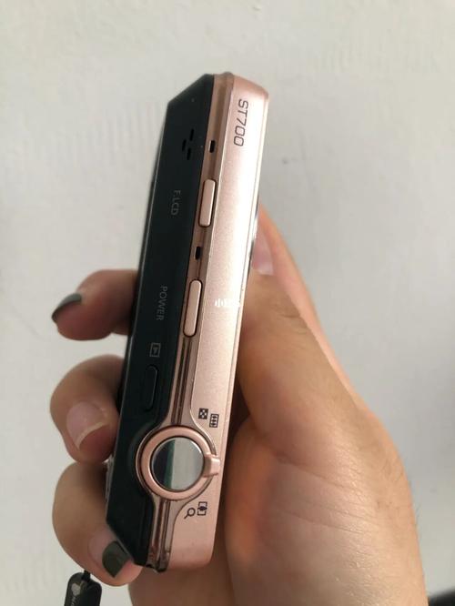 三星st700双屏可自拍复古ccd_自拍_复古_三星怎么样_三星st700_摄影