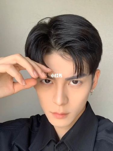 男生最受欢迎的四六微分碎盖_发型_男士发型_男朋友_烟花_锡纸_染发