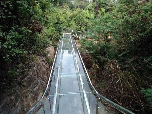 乐昌古佛洞天玻璃滑道开始试业了!