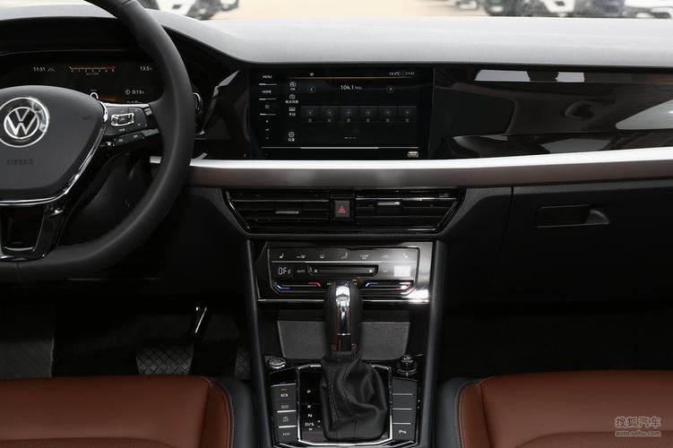 2021款 大众朗逸 280tsi dsg舒适版 - 中控台提示:支持键盘翻页 ←左