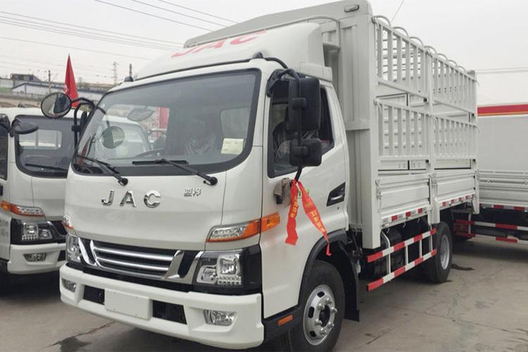 【江淮 骏铃v5 143马力 4.18米 国五单排仓栅式轻卡载