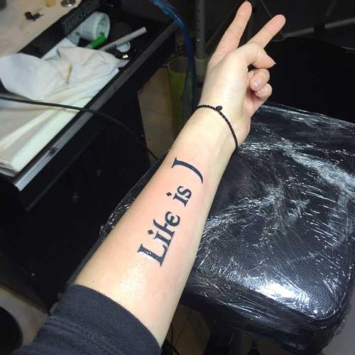 我的回答好像有点偏楼了 全当时分享我一个纹身的过程吧 觉得偏楼的