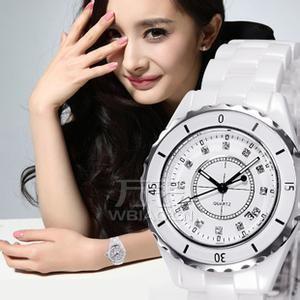 独特的艺术精品——杨幂香奈儿手表,腕上戴出明星的气质