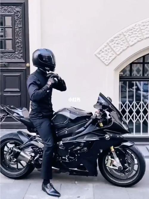 正装骑士_西服_机车_西装定制_汽车_摩托车