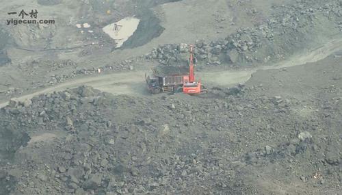 图片说明:  河北省承德市隆化县韩麻营镇大乌苏沟村村民一直在水深