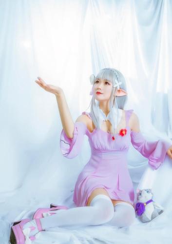 cosplay:艾米莉亚@萝拉lola