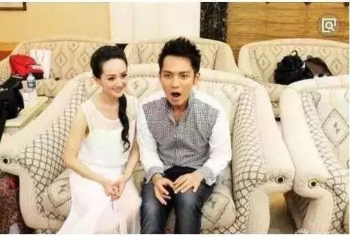 42岁钟汉良妻子照片曝光,不混娱乐圈可惜了,难怪被藏