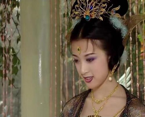 直到看见《西游记》里的孔雀公主,终于明白了什么是一