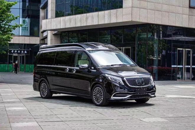 新款奔驰v级搭载四轮空悬 现车价格