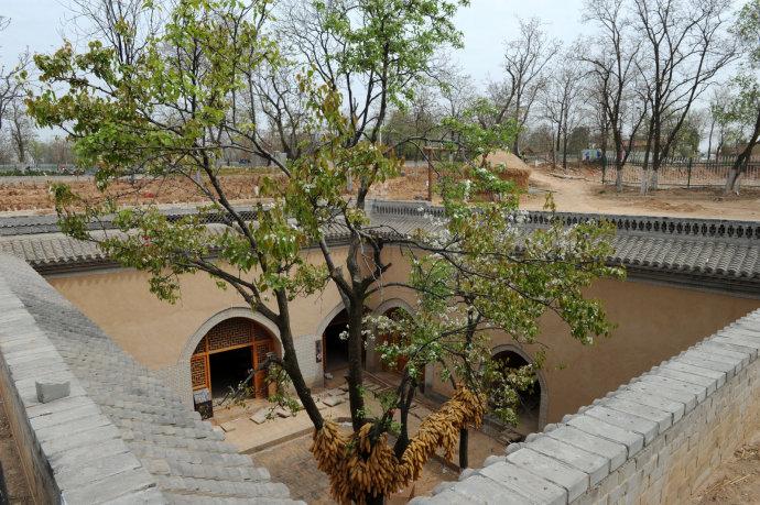 河南陕州地坑院
