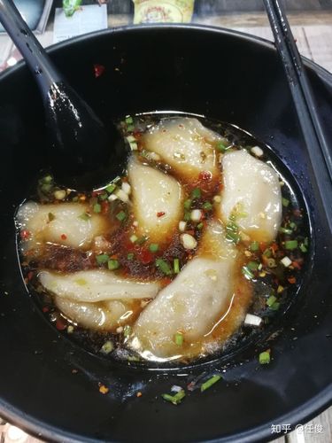 江西上饶玉山的芋饺