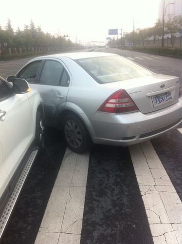 一大早,撞车了,nnd