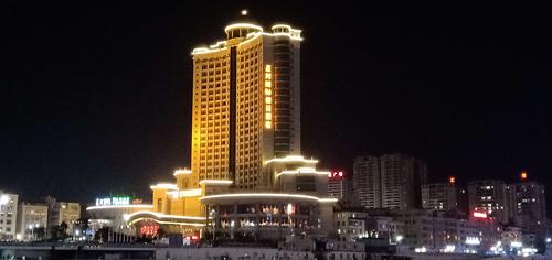 美丽的化州夜景