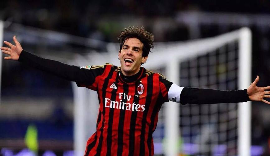 世界足坛相貌和整体实力并存的五大明星:苏亚雷斯入选,第一帅到没朋友